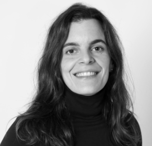 Irune Ariño, Founder & Politics